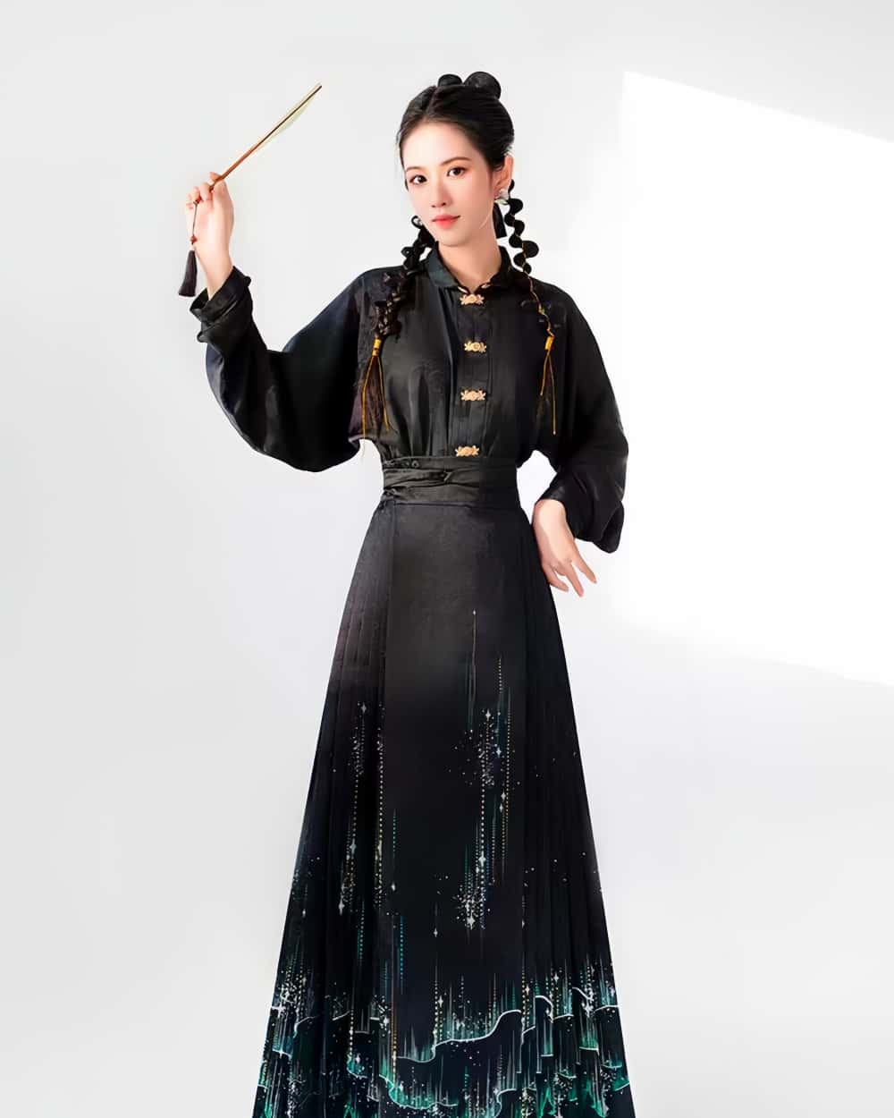 Mamianqun Cheongsam Skirt Chic Hand Embroidered Elegance Versatility Vintage-Inspired Timeless Elegance